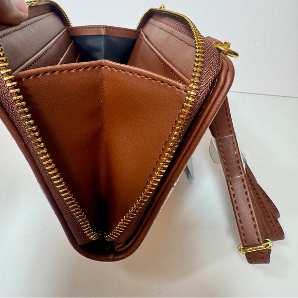 NWT. Disney Parks Mickey Mouse Comic Strip Wallet Wristlet Crossbody bag - Picture 7 of 16